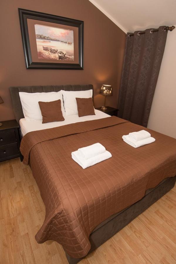 Bed & Breakfast Anita Medulin Exterior photo